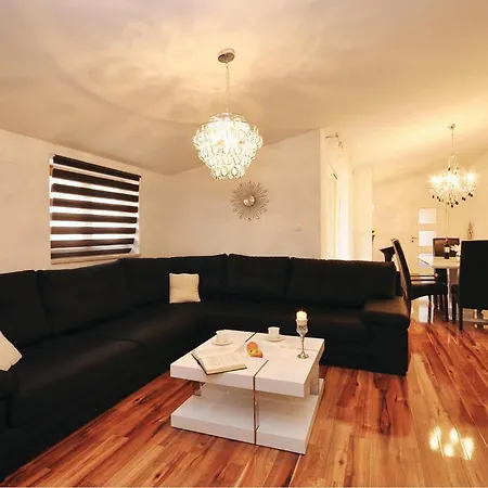 Holiday home Holiday Home Pakostane 12 With Outdoor Swimmingpool