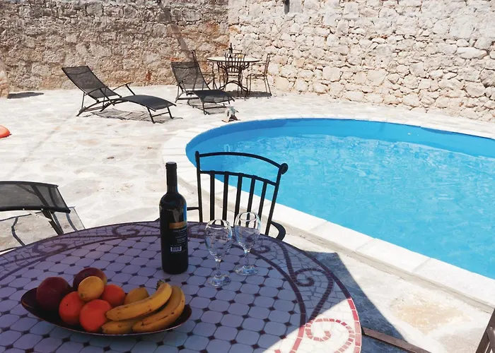 12 With Outdoor Swimmingpool * 파코스탄