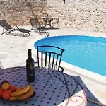 12 With Outdoor Swimmingpool * Pakoštane
