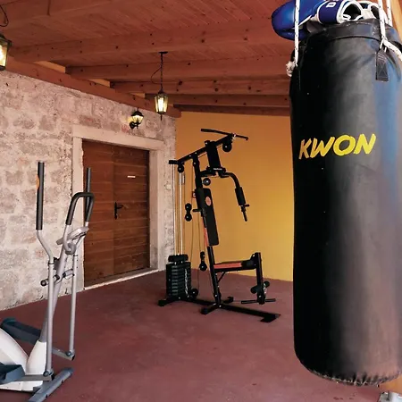 12 With Outdoor Swimmingpool *